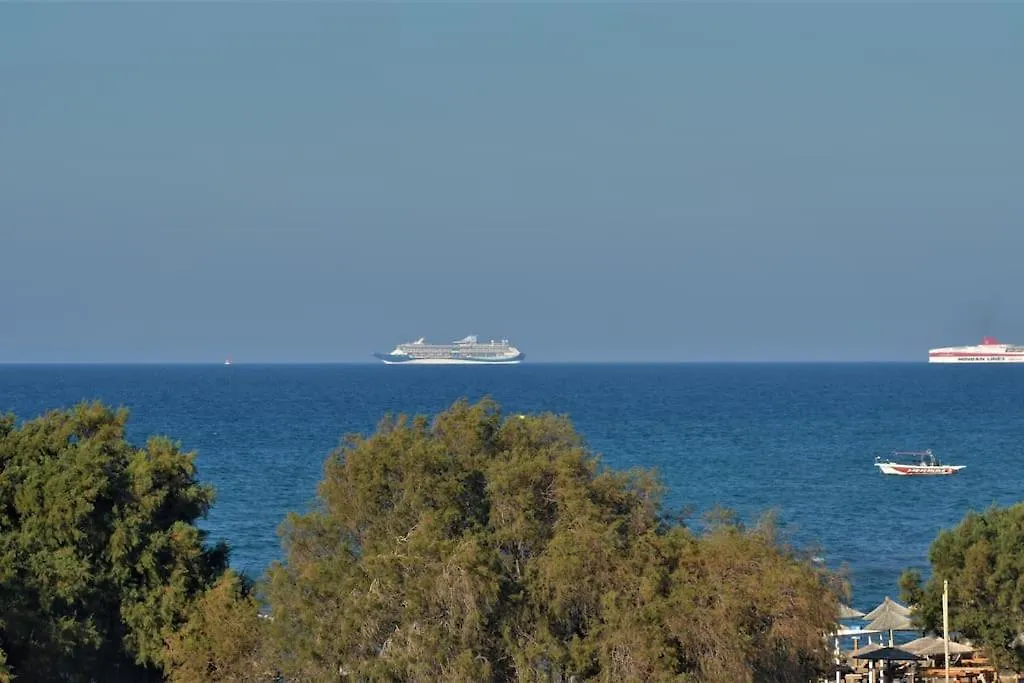 Coastal Key Penthouse Overlooking The Sea Gazi 아파트
