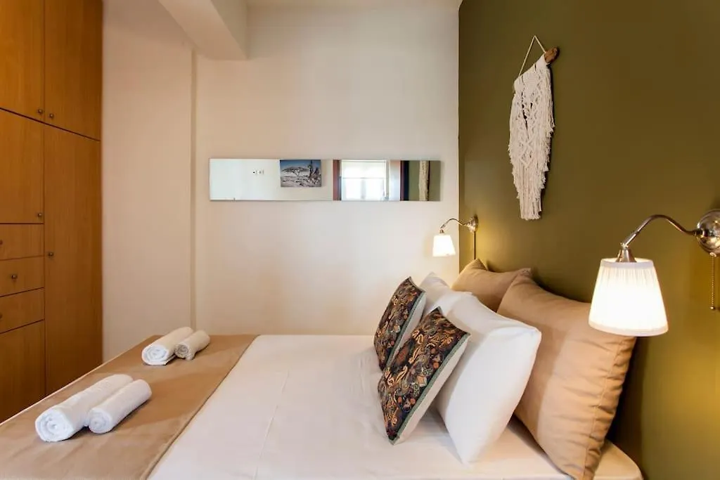 Coastal Key Penthouse Overlooking The Sea Gazi 아파트
